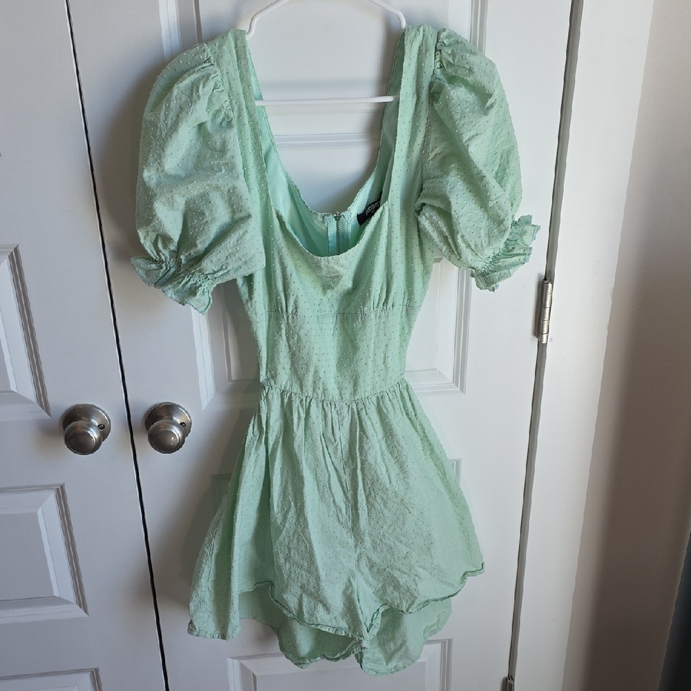 Missguided Light Green Romper with Puff Sleeves Size 8
